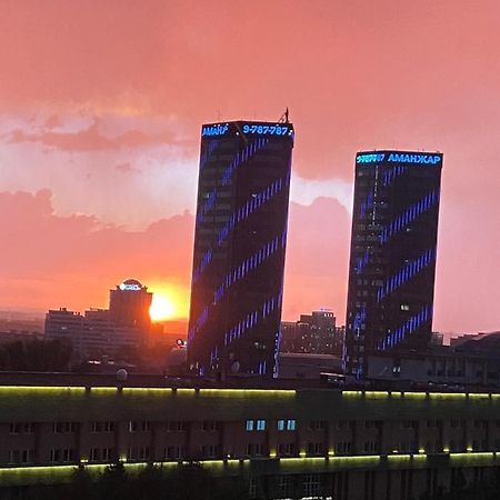 Квартира В Центре Алматы ภายนอก รูปภาพ